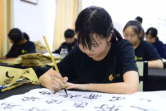 初学者选择毛笔书法材料价位的招数