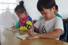 书法家坐姿及怎么做更好如何去学习