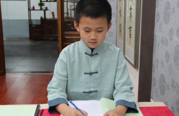 小孩硬笔书法